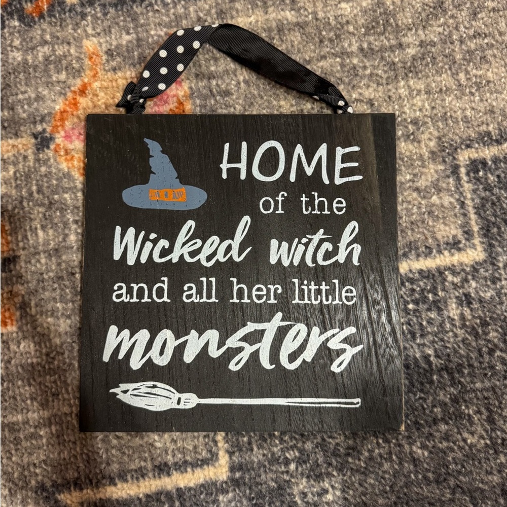 🎃 Reversible Halloween Hanging Sign